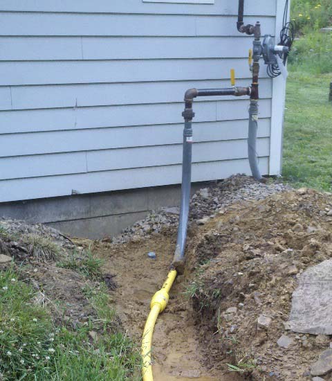 6-gas-fitter-strathcona-county-kingstree-plumbing Image depicting a certified Gas Fitter from Kingstree Plumbing working in Strathcona County. Highlighting professional gas fitting services, including installation, repair, and maintenance. Trust Kingstree Plumbing for expert gas line solutions in Strathcona County.